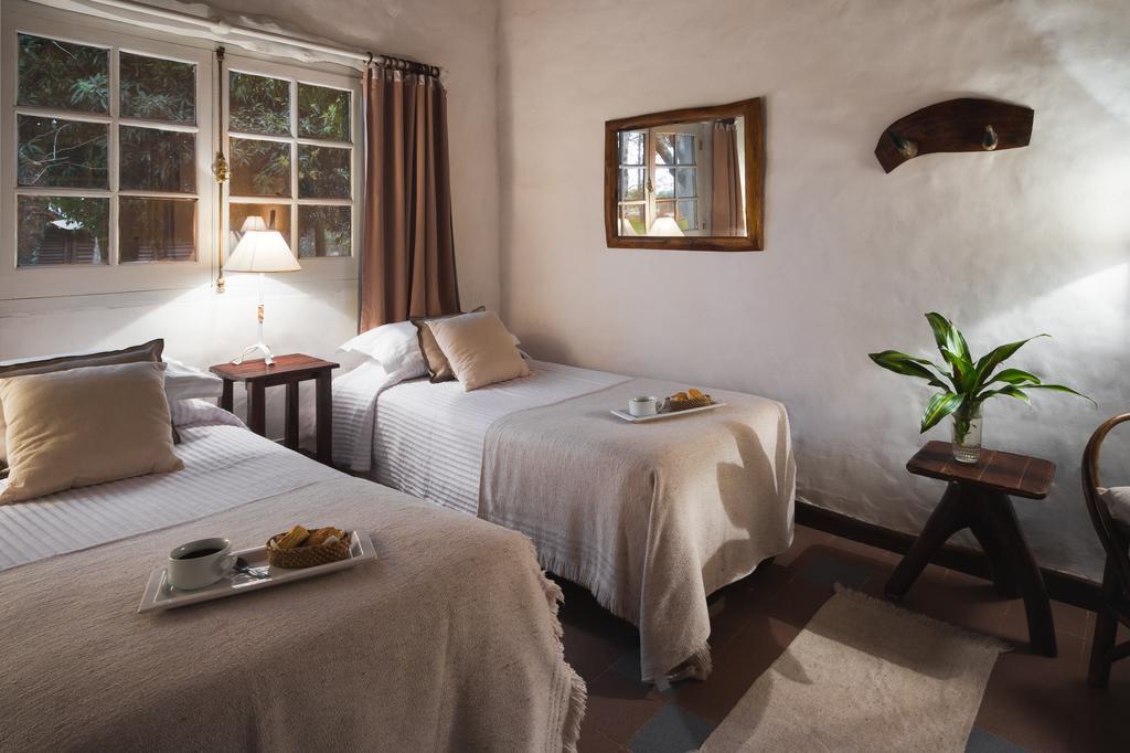 Hotel Nande Reta Colonia Carlos Pellegrini  Pokoj fotografie